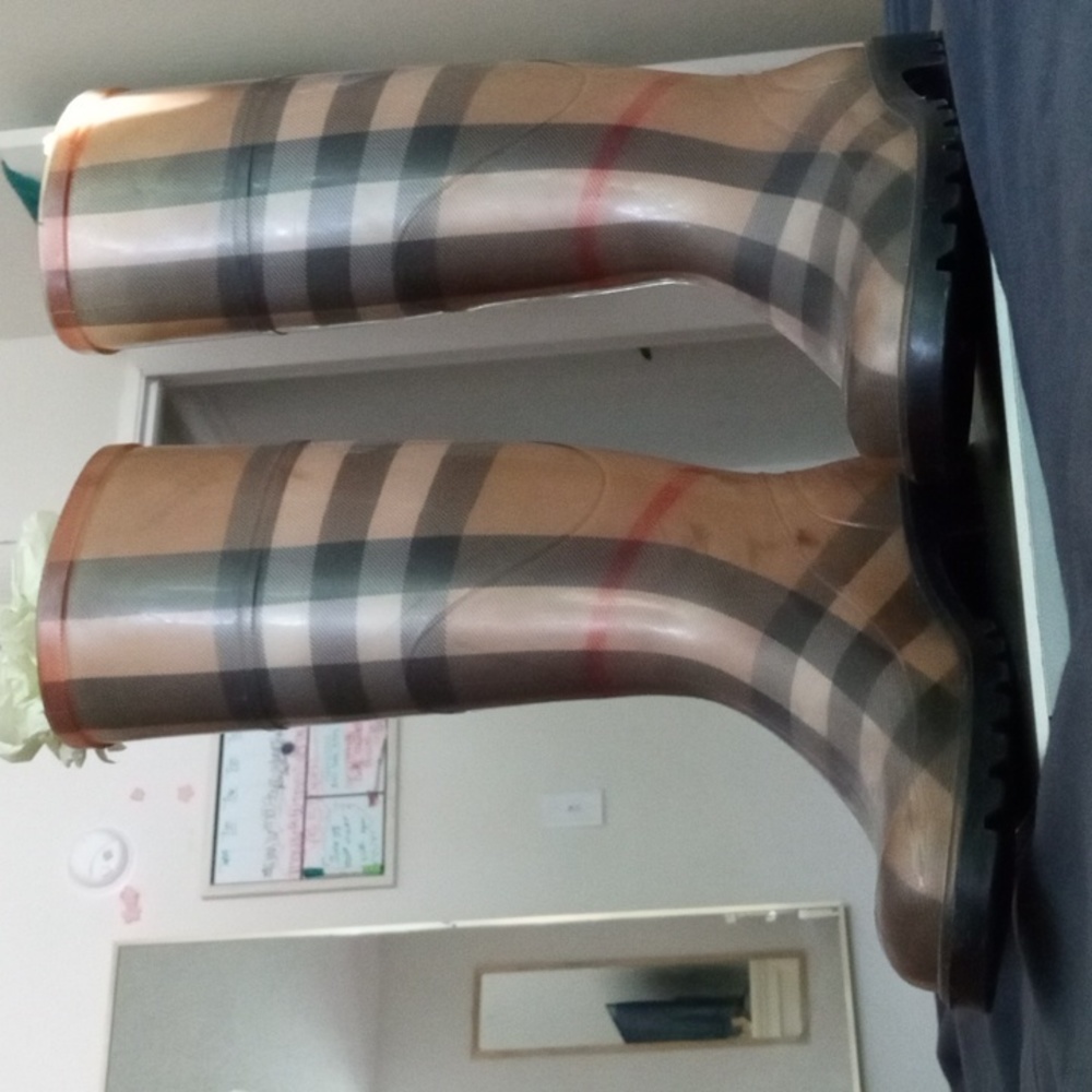 Burberry Rain boots